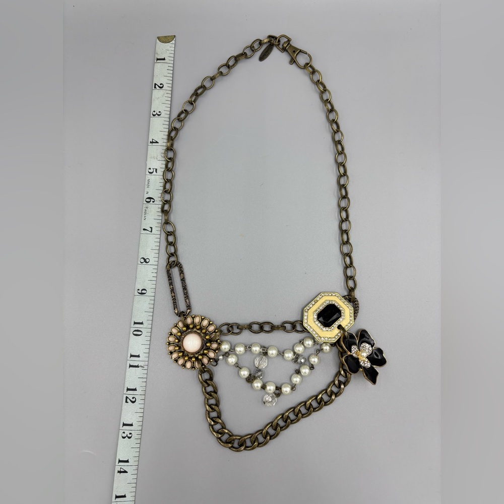 Elegant Multi-Color Plunder Statement Necklace - image 2